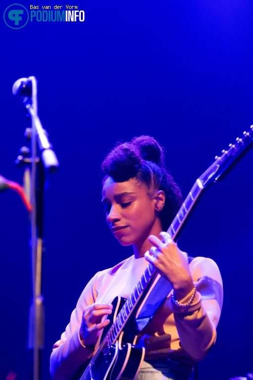 Lianne La Havas op Lianne La Havas - 27/11 - TivoliVredenburg foto