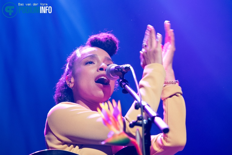 Lianne La Havas op Lianne La Havas - 27/11 - TivoliVredenburg foto