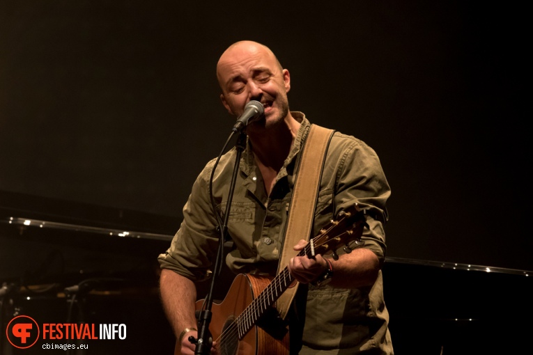 Niels Geusebroek op Songbird Festival 2015 - Zaterdag foto