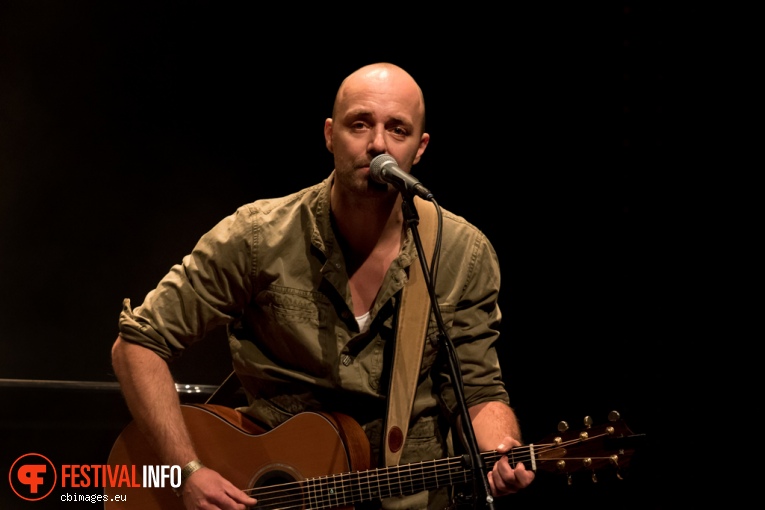 Niels Geusebroek op Songbird Festival 2015 - Zaterdag foto