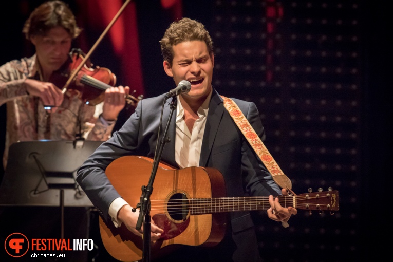 Douwe Bob op Songbird Festival 2015 - Zondag foto