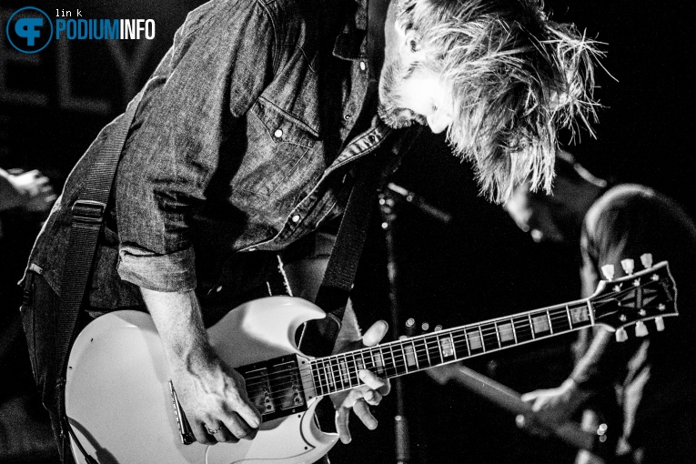 Lonely The Brave op Lonely The Brave - 29/11 - W2 Poppodium foto