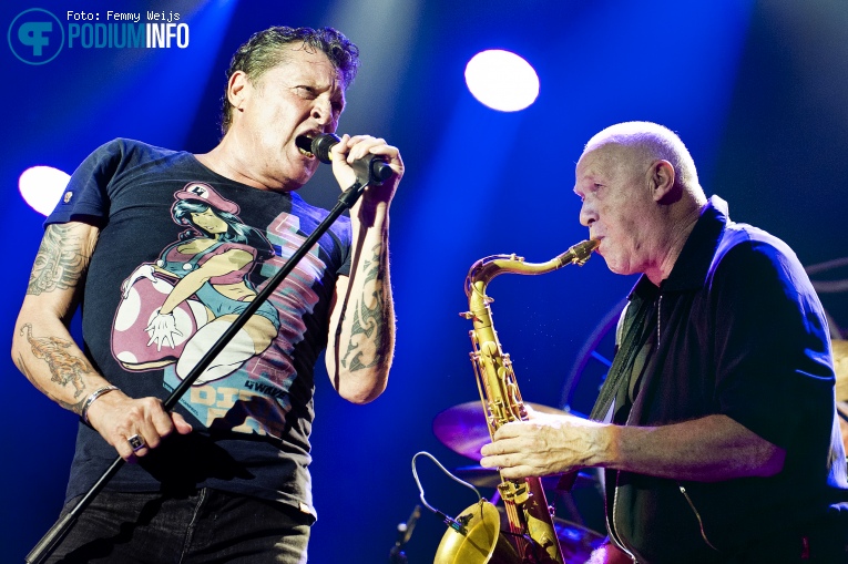 Golden Earring op Golden Earring - 30/11 - TivoliVredenburg foto