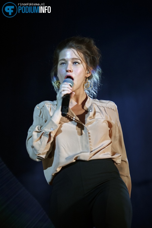 Selah Sue op Selah Sue - 04/12 - Heineken Music hall foto