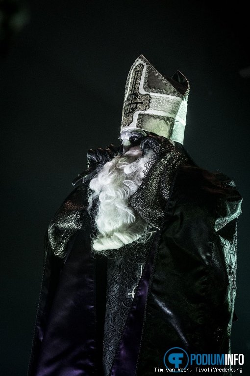 Ghost op Ghost - 5/12 - TivoliVredenburg foto