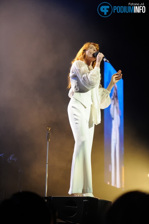 Florence + The Machine op Florence + The Machine - 10/12 - Ziggo Dome foto