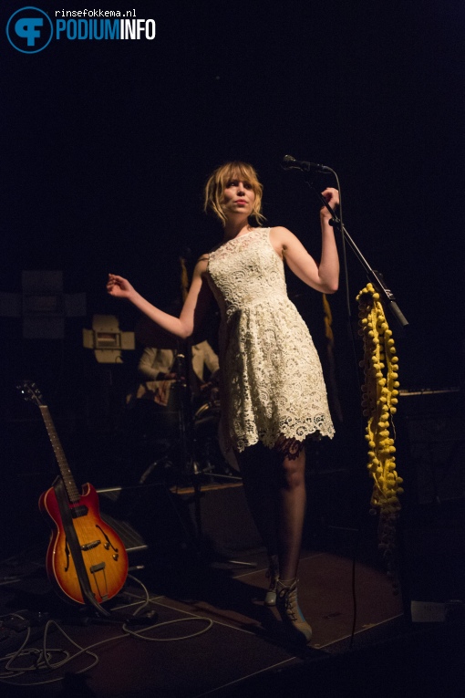 Foto Janne Schra op Janne Schra - 10/12 - TivoliVredenburg