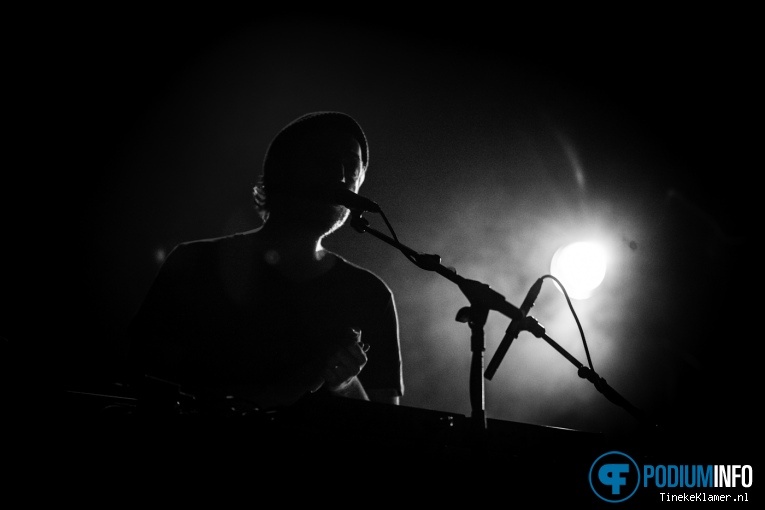 Foto José González op Jose Gonzalez - 10/12 - TivoliVredenburg