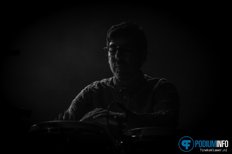 José González op Jose Gonzalez - 10/12 - TivoliVredenburg foto