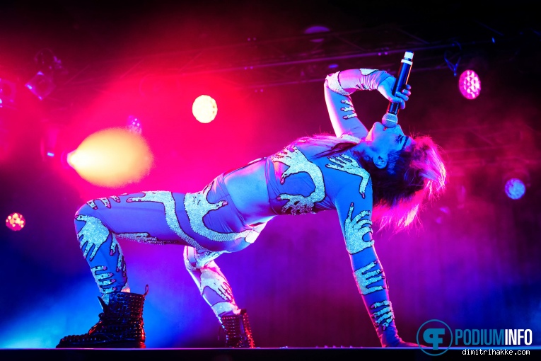 Peaches op Peaches - 14/12 - Tolhuistuin foto