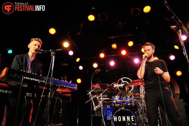 Honne op Eurosonic Noorderslag 2016 - Woensdag foto