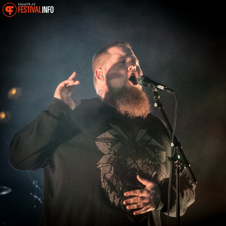 Rag'n'Bone Man op Eurosonic Noorderslag 2016 - Vrijdag foto
