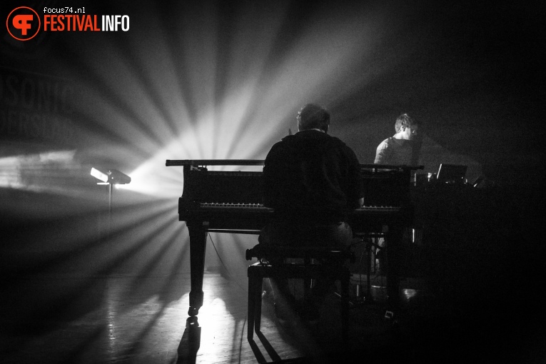 Grandbrothers op Eurosonic Noorderslag 2016 - Vrijdag foto