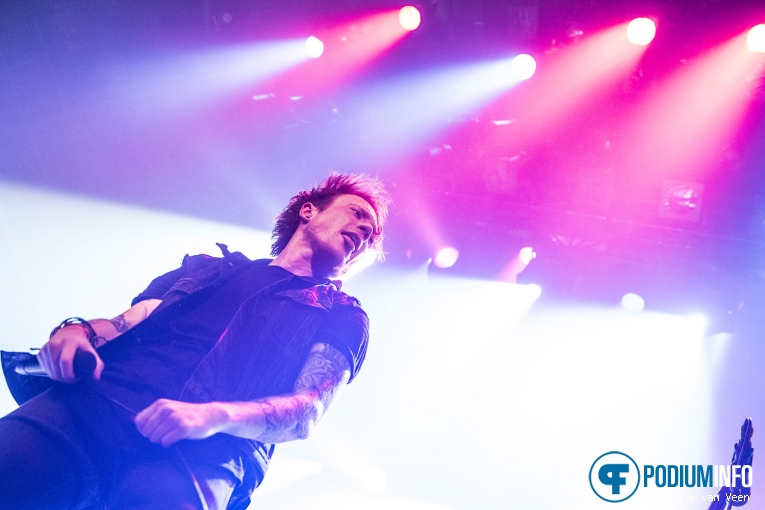 Mallory Knox op Sleeping With Sirens - 19/02 - Melkweg foto