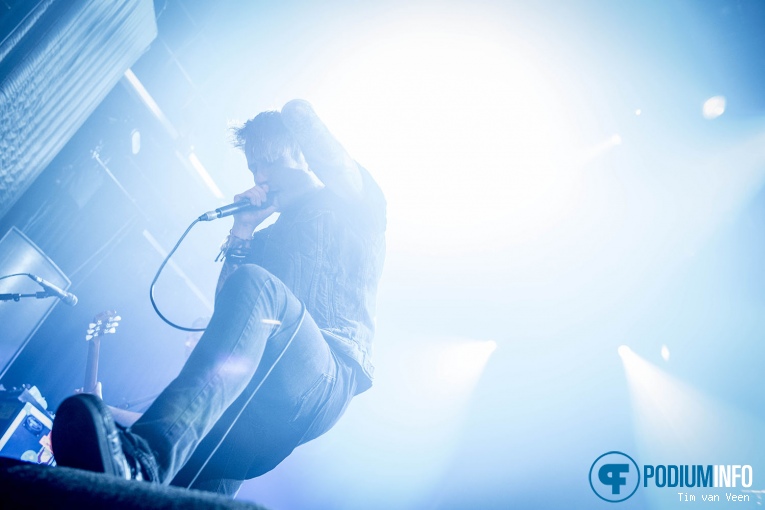 Mallory Knox op Sleeping With Sirens - 19/02 - Melkweg foto