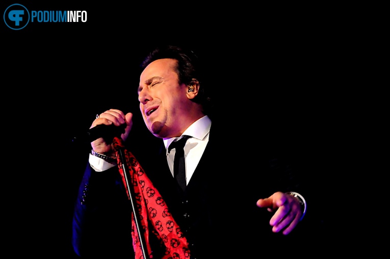 Symphonica in Rosso met Marco Borsato en Frank Boeijen - 24/02 - Ziggo Dome foto