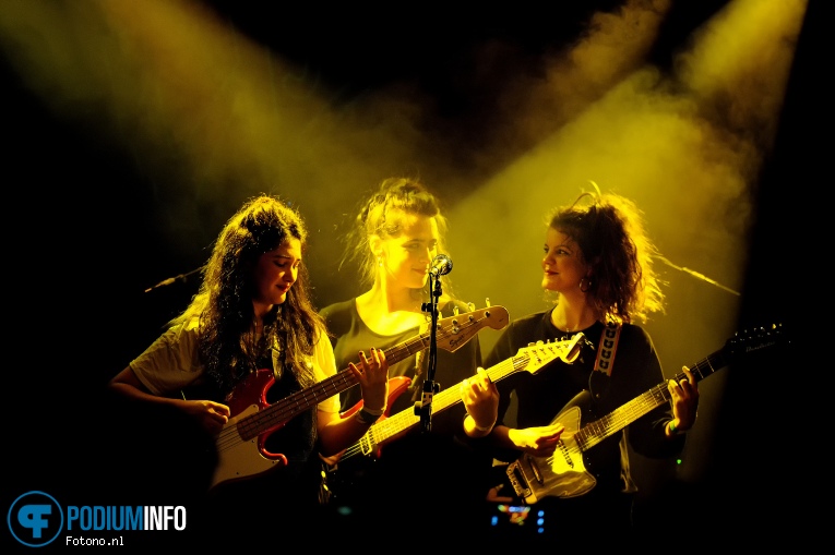 Hinds op Hinds - 27/2 - Bitterzoet foto