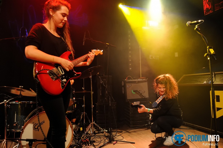 Hinds op Hinds - 27/2 - Bitterzoet foto