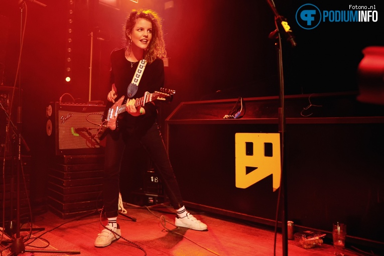 Hinds op Hinds - 27/2 - Bitterzoet foto