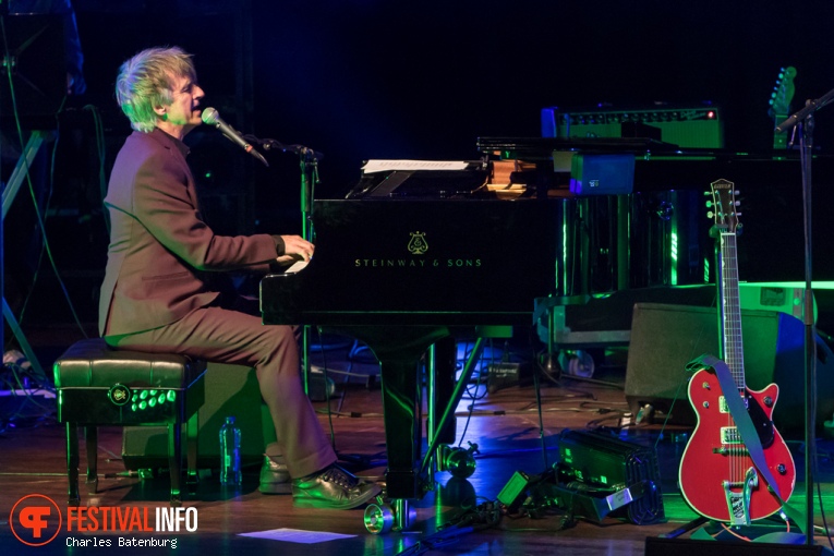 Neil Finn op Cross-linx (Rotterdam) 2016 foto