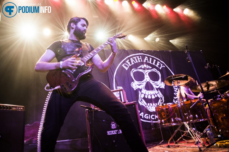 Death Alley op Ghost - 01/03 - Ghost foto