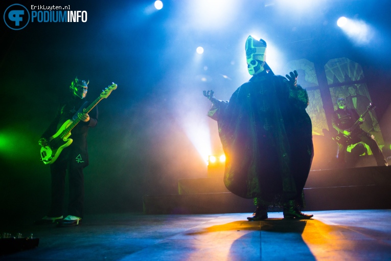 Ghost op Ghost - 01/03 - Ghost foto