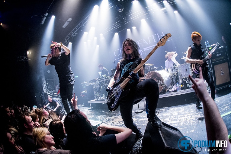 Crossfaith op Crossfaith - 03/03 - De Helling foto