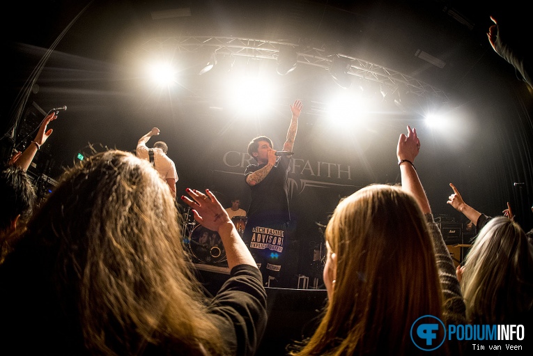 The One Hundred op Crossfaith - 03/03 - De Helling foto