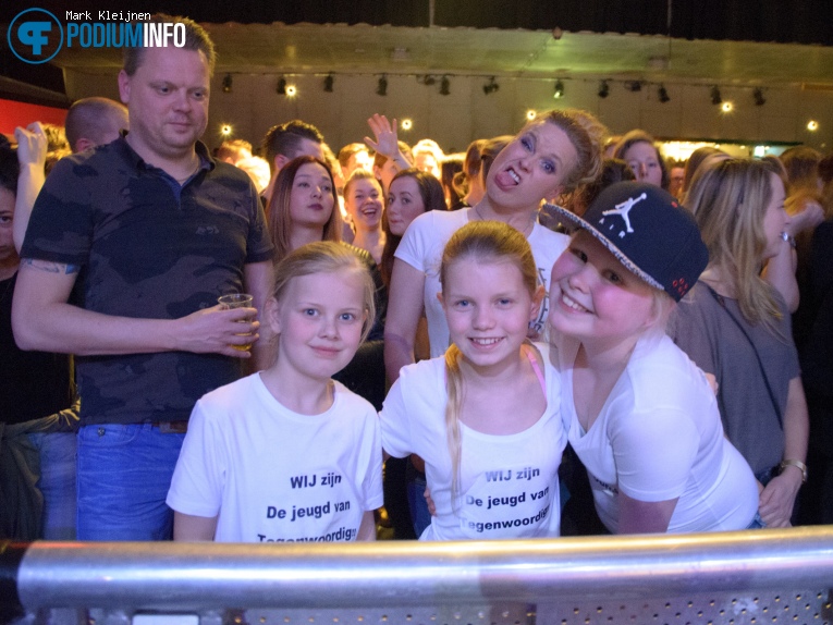 De Jeugd van Tegenwoordig - 03/03 - Effenaar foto