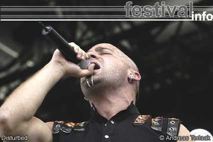 Disturbed op Fields of Rock 2003 foto