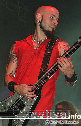 Drowning Pool op Graspop Metal Meeting 2007 foto