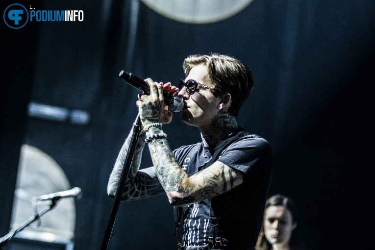 The Neighbourhood op The Neighbourhood - 15/03 - TivoliVredenburg foto
