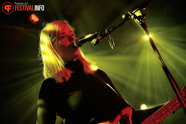 Amber Arcades op London Calling #1 2016 - vrijdag foto