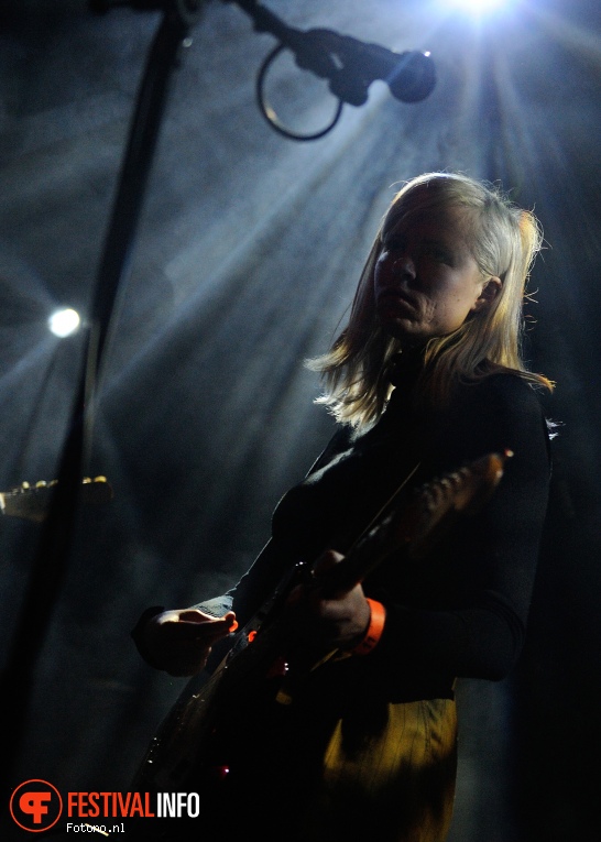 Amber Arcades op London Calling #1 2016 - vrijdag foto