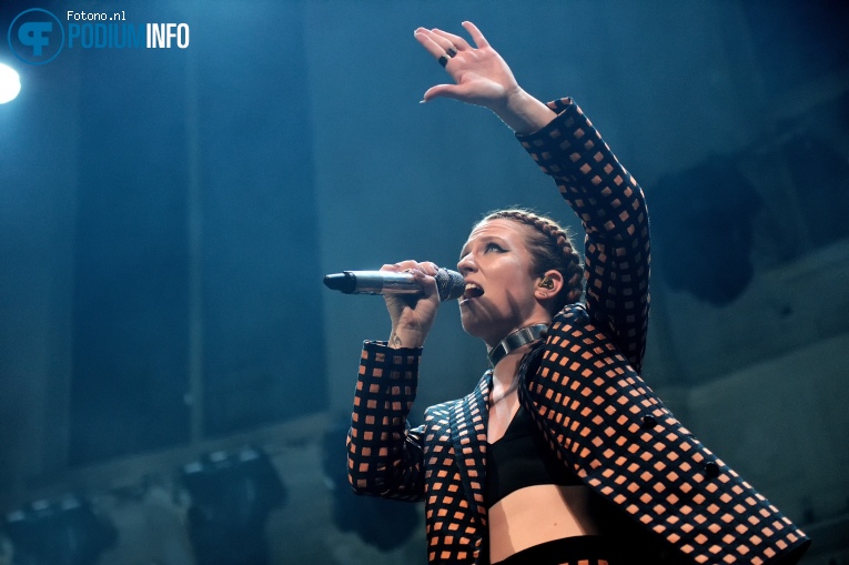 Jess Glynne op Jess Glynne - 13/03 - Paradiso foto
