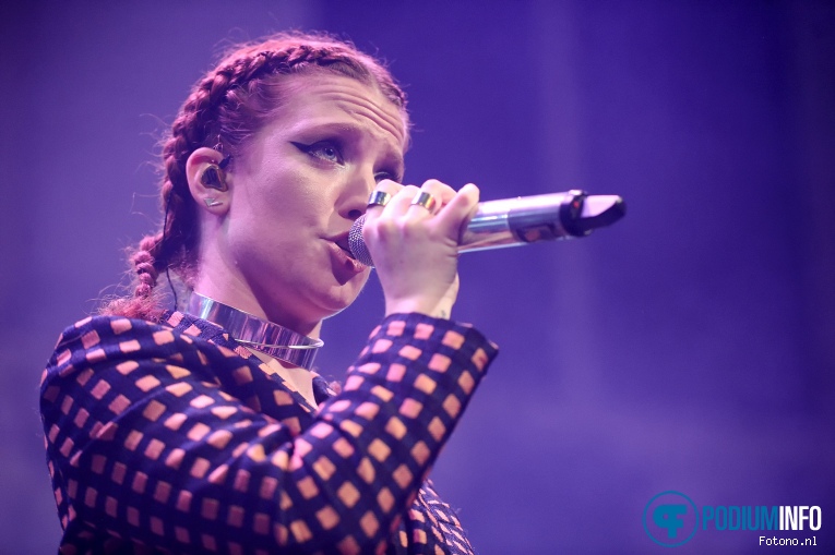 Jess Glynne op Jess Glynne - 13/03 - Paradiso foto
