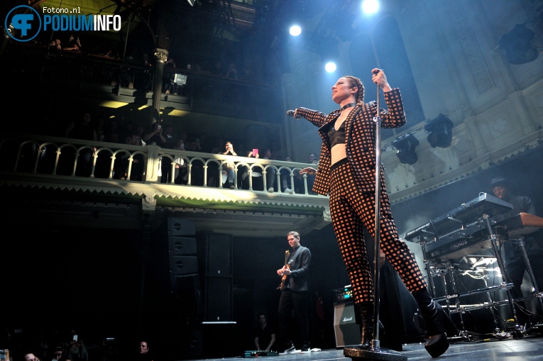 Jess Glynne op Jess Glynne - 13/03 - Paradiso foto