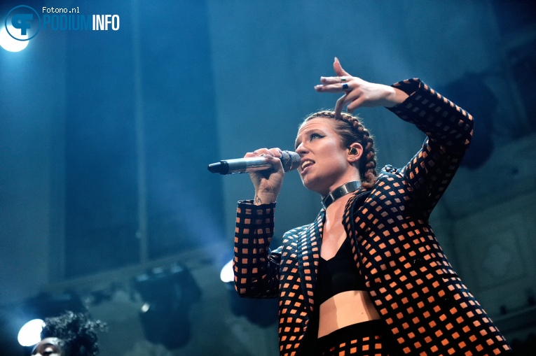 Jess Glynne op Jess Glynne - 13/03 - Paradiso foto