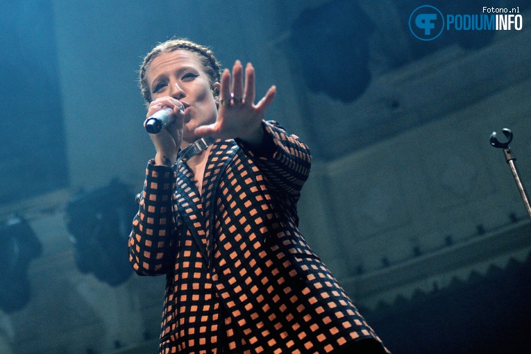 Jess Glynne op Jess Glynne - 13/03 - Paradiso foto