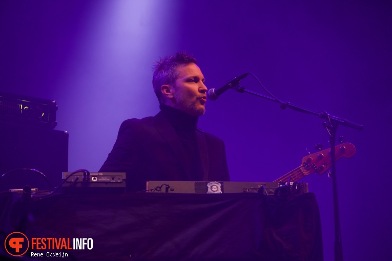 Fun Lovin' Criminals op Paaspop 2016 - Vrijdag foto