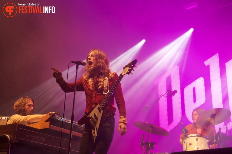 DeWolff op Paaspop 2016 - Vrijdag foto