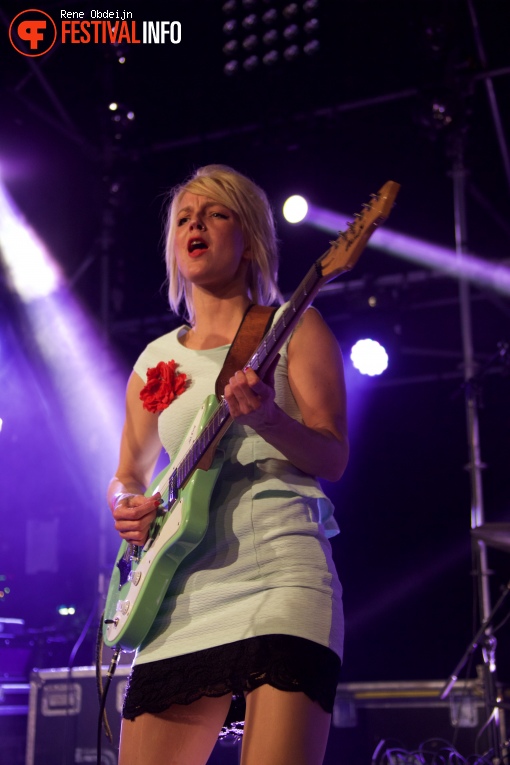 Bootleg Betty op Paaspop 2016 - Vrijdag foto