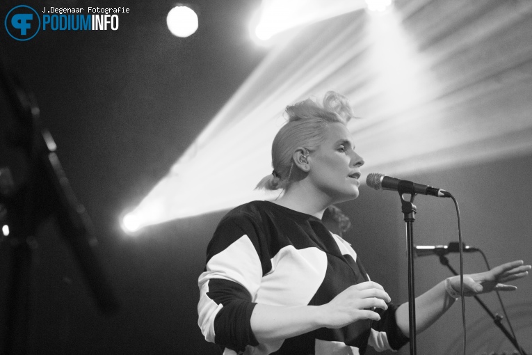 Foto Nina June op Nina June - 27/3 - Paradiso