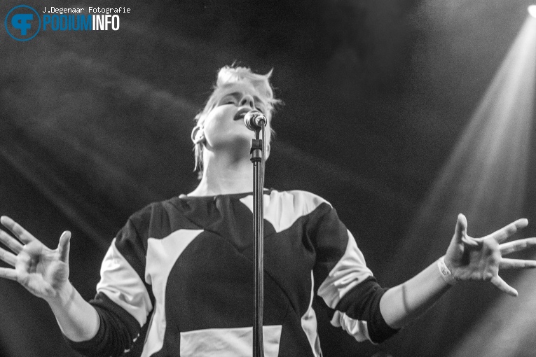 Foto Nina June op Nina June - 27/3 - Paradiso