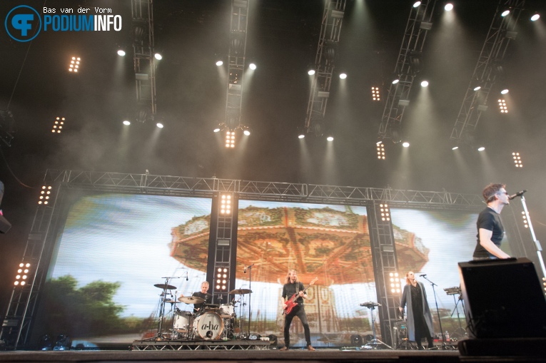 A-HA op A-HA - 31/3 - Heineken Music Hall foto