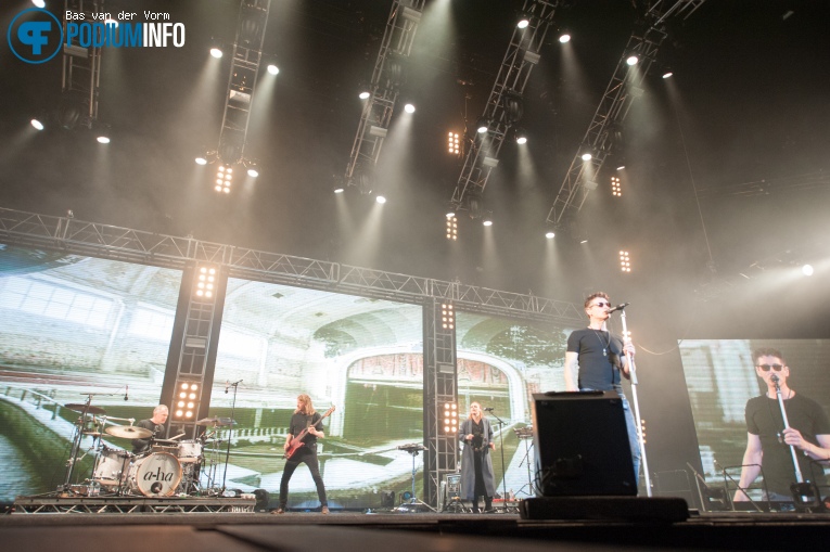 A-HA op A-HA - 31/3 - Heineken Music Hall foto