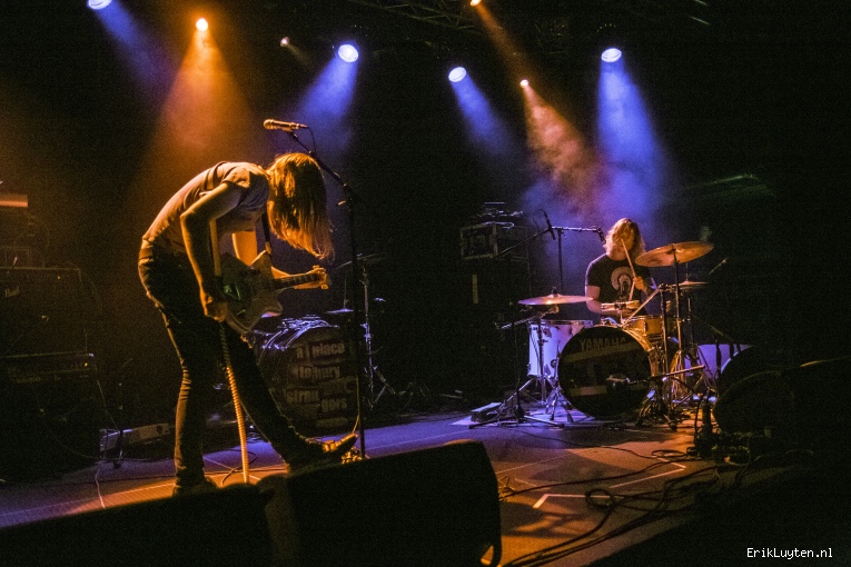 Those Foreign Kids op A Place to Bury Strangers - 06/04 - Effenaar foto