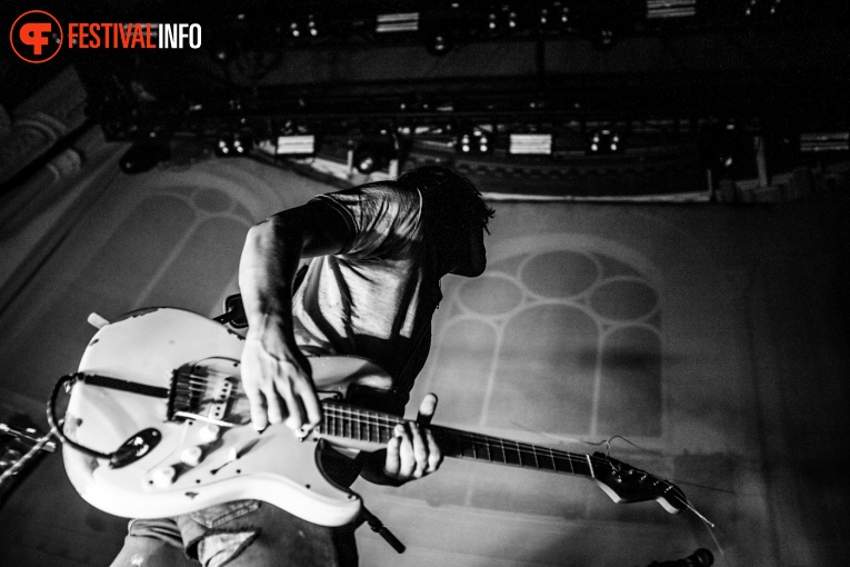 Yak op The Last Shadow Puppets - 07/04 - Paradiso foto