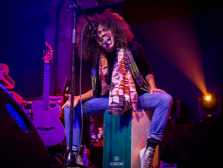 Nneka op Motel Mozaique 2016 foto