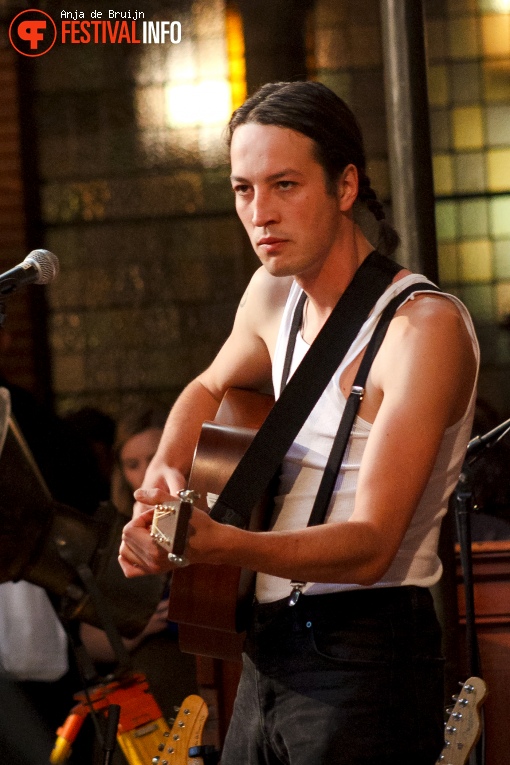 Marlon Williams op Motel Mozaique 2016 foto